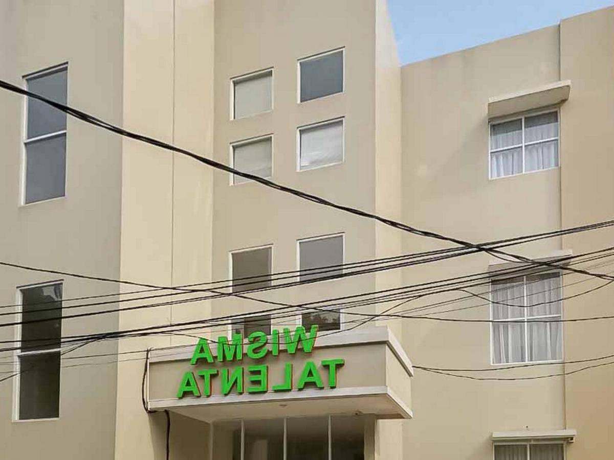 Wisma Talenta Mitra Reddoorz Jakarta Exterior foto